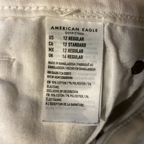 American Eagle Super Stretch Denim Mini Skirt Size 12 Classic White Frayed Hem - Picture 10 of 11